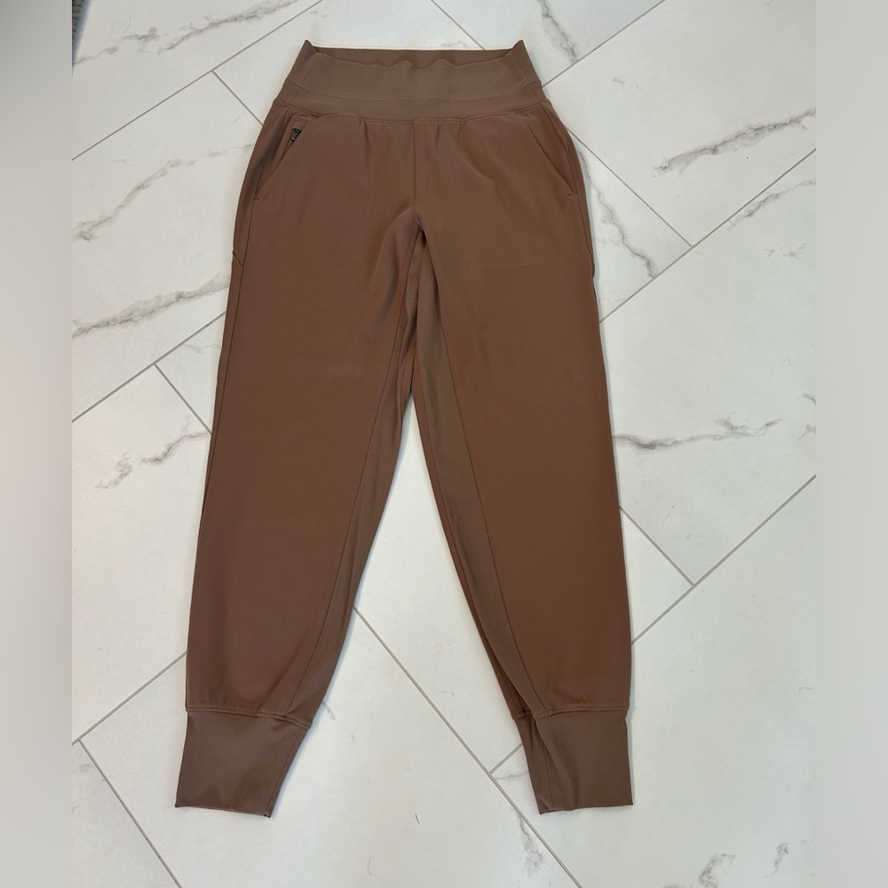 Athleta Mocha XS jegging, like new, worn once